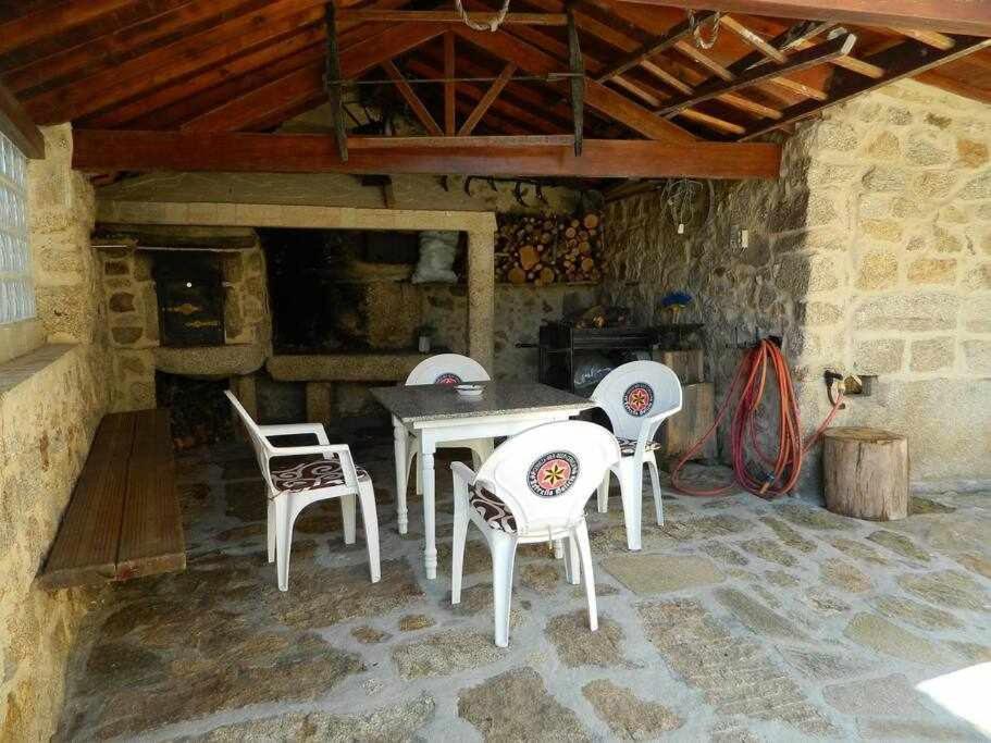 Pedrafigueira Casa Cuadrantecasa De Piedra En Playa De Carnota 빌라 외부 사진